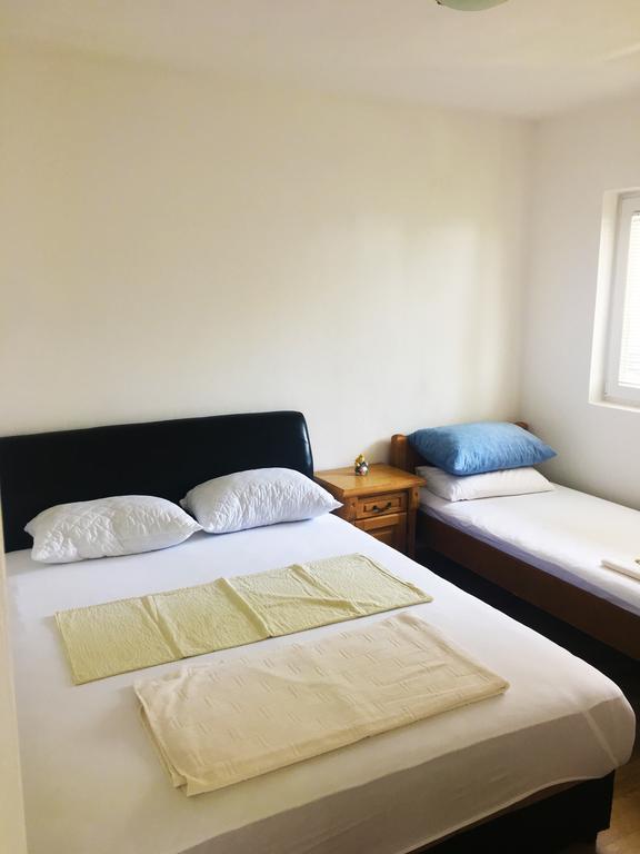 Milmaris Apartments Tivat Exteriér fotografie